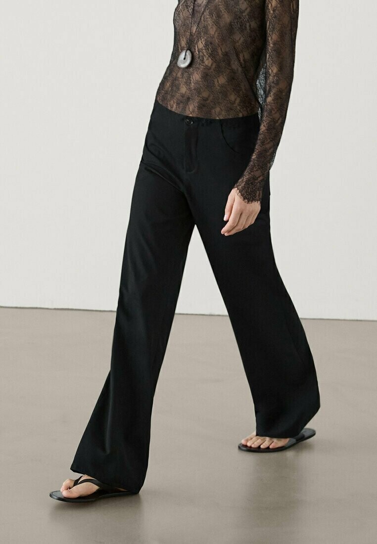 

Тканевые брюки Massimo Dutti, черный