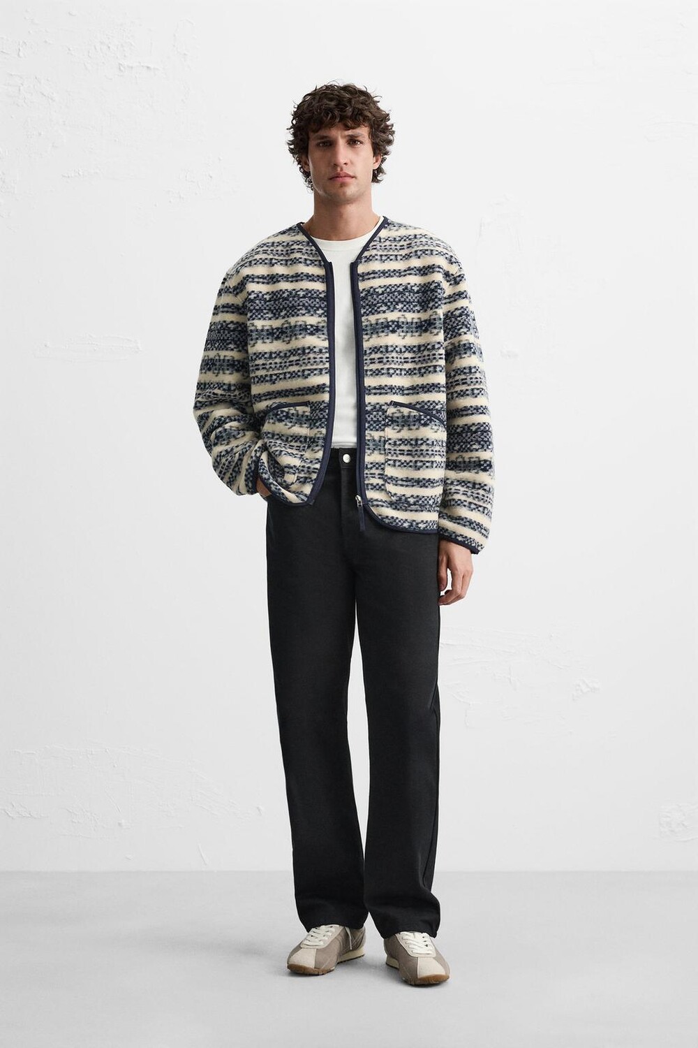

Жаккардовый кардиган на молнии ZARA, экрю/синий