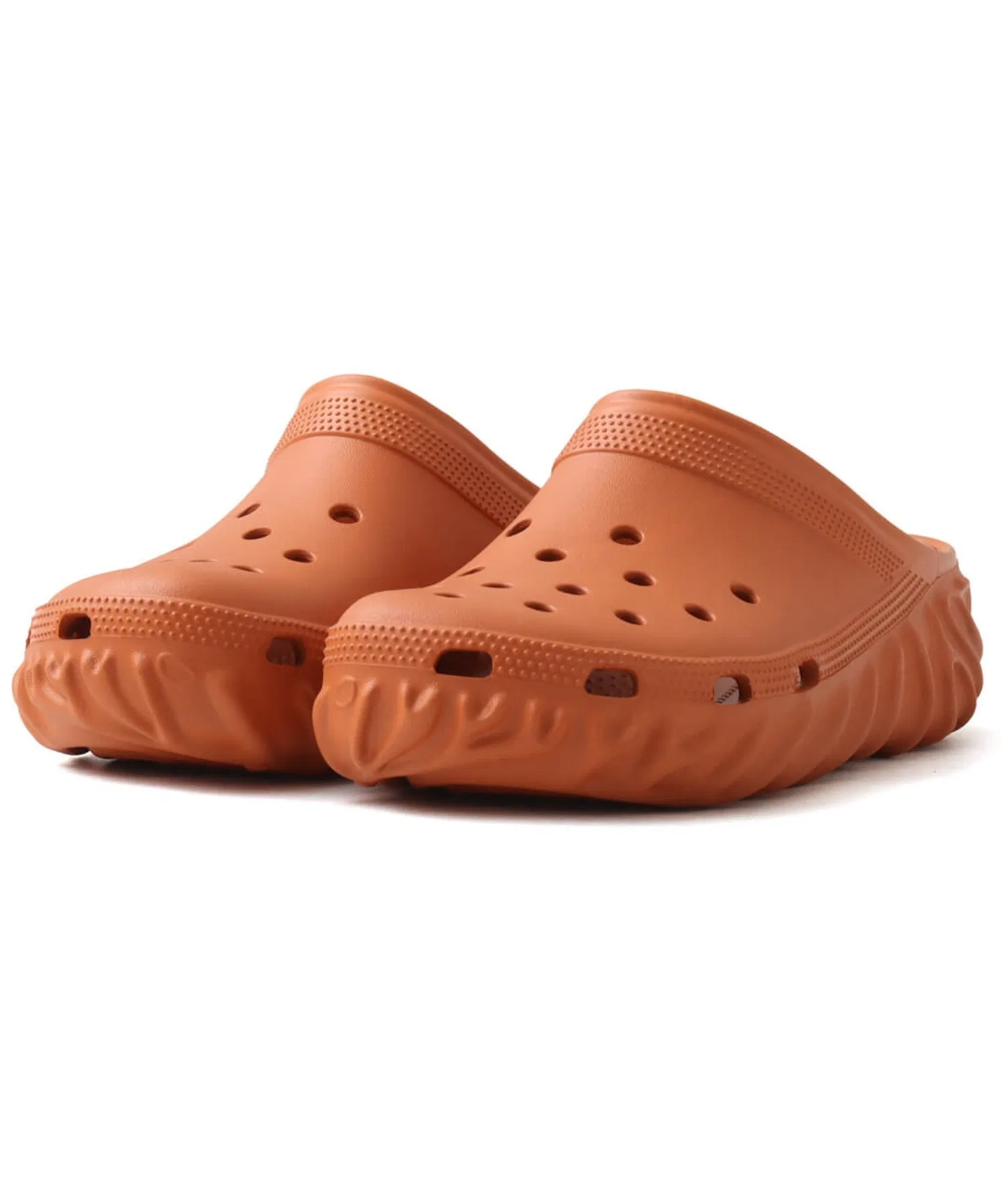 Унисекс сандалии Crocs x Salehe Bembury Saru оранжевые