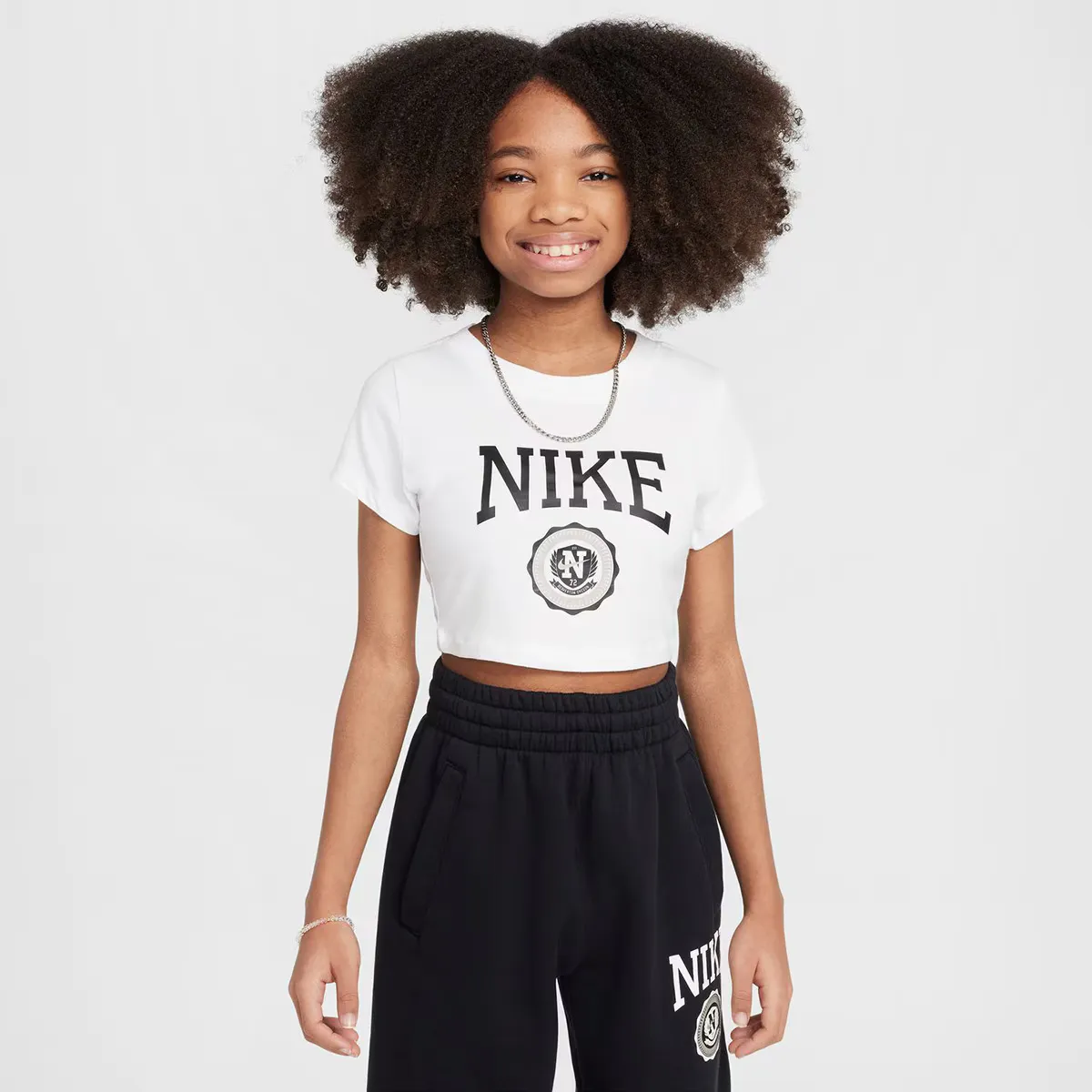 

Футболка для девочек Nike Sportswear, белый