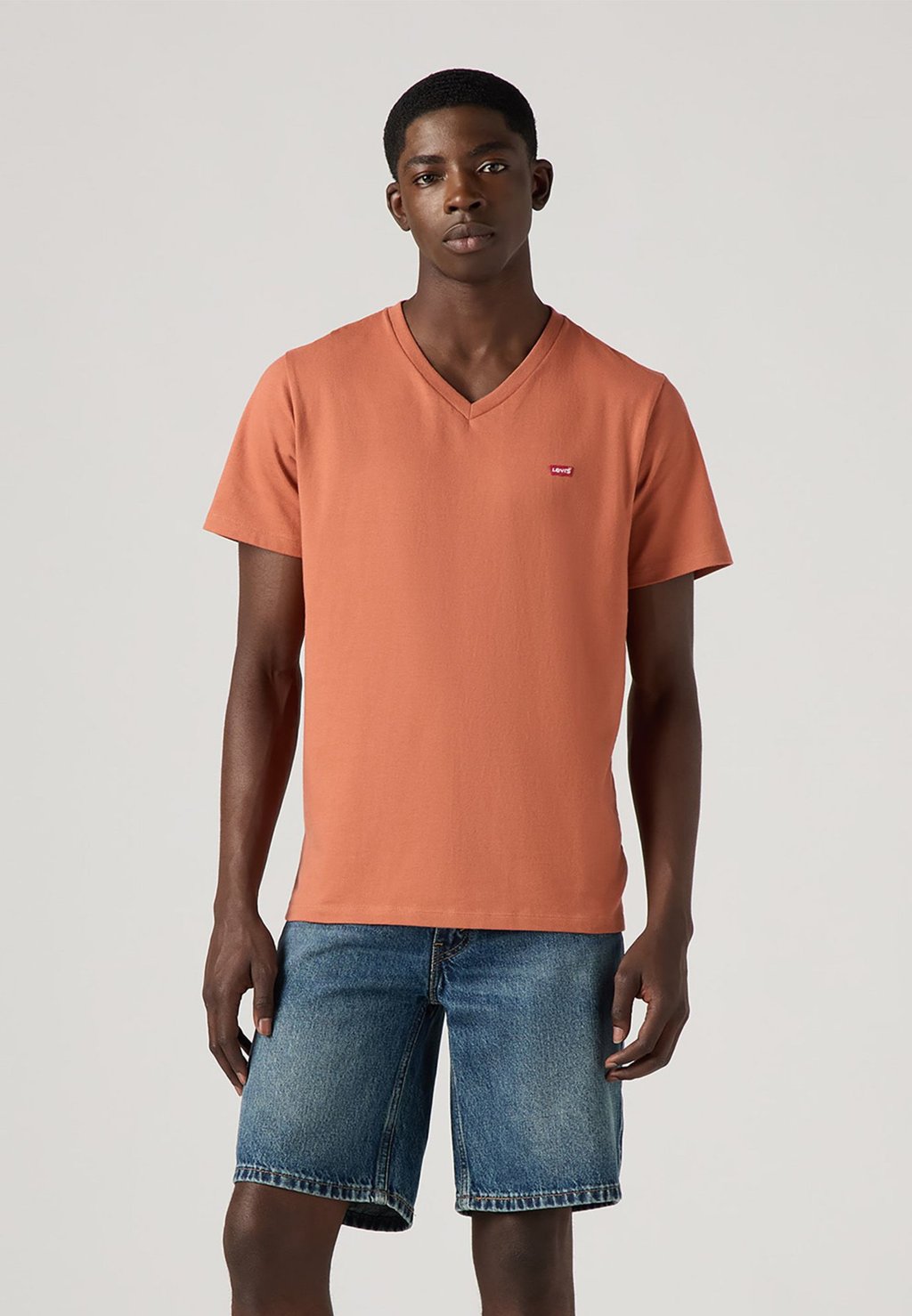 

Базовая футболка ORIGINAL VNECK Levi's, красный