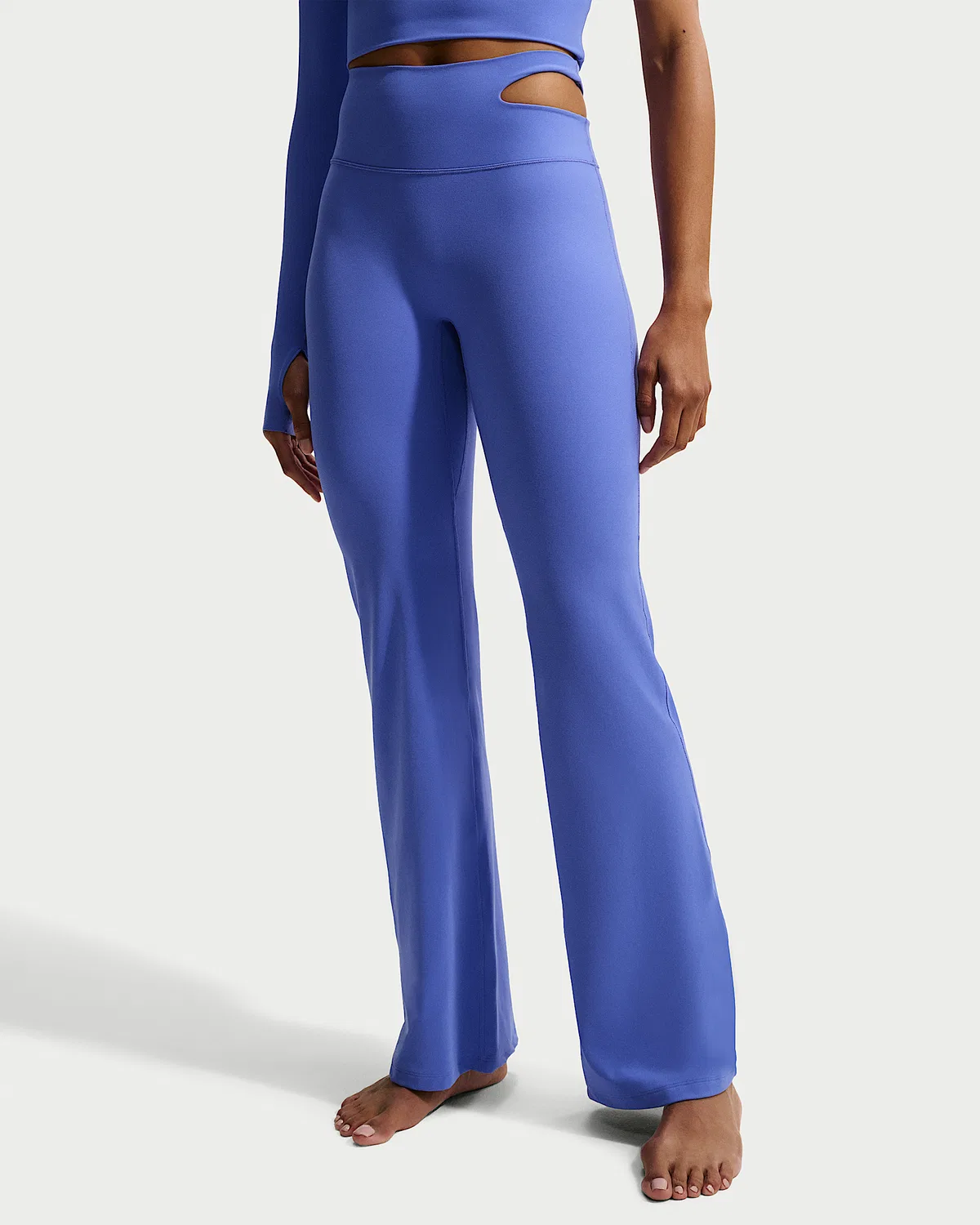 Женские леггинсы Nike Zenvy с высокой талией и расклешенными штанинами, Sapphire/White — фото 2