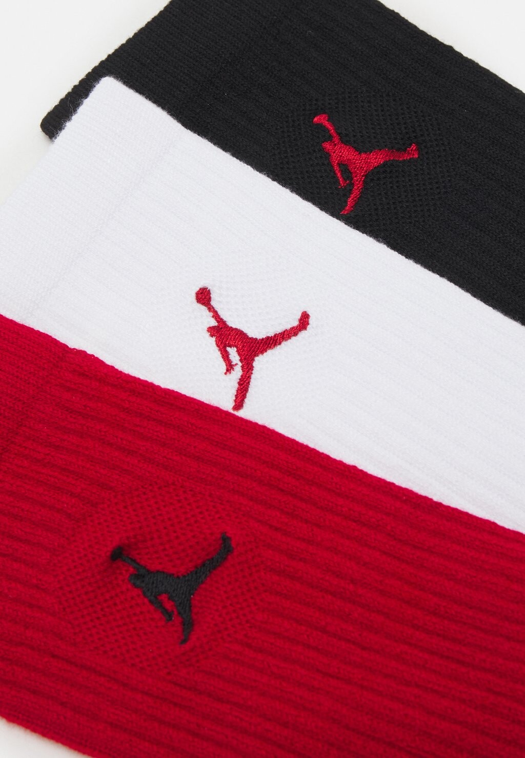 Носки спортивные Everyday Crew 3 Pack Unisex Jordan, спортивные красные/черные/белые — фото 2