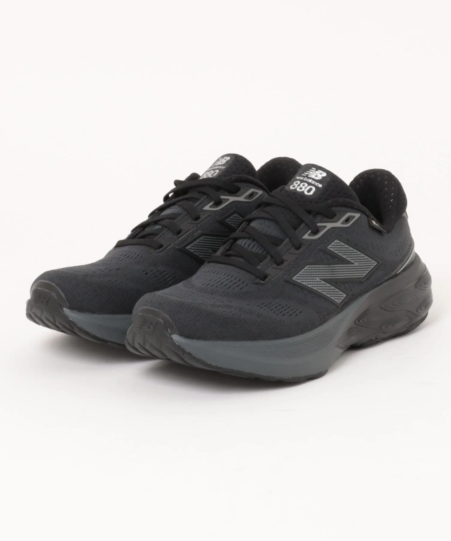 Мужские кроссовки New Balance Fresh Foam X 880 v15 GORE-TEX чёрные