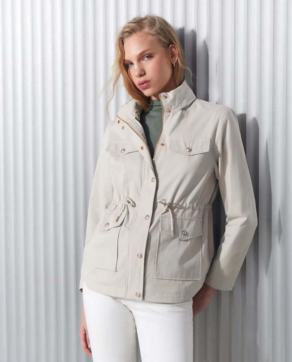 

Женская длинная бедренная парка на пуговицах Easy Wear, цвет 120 Crudo