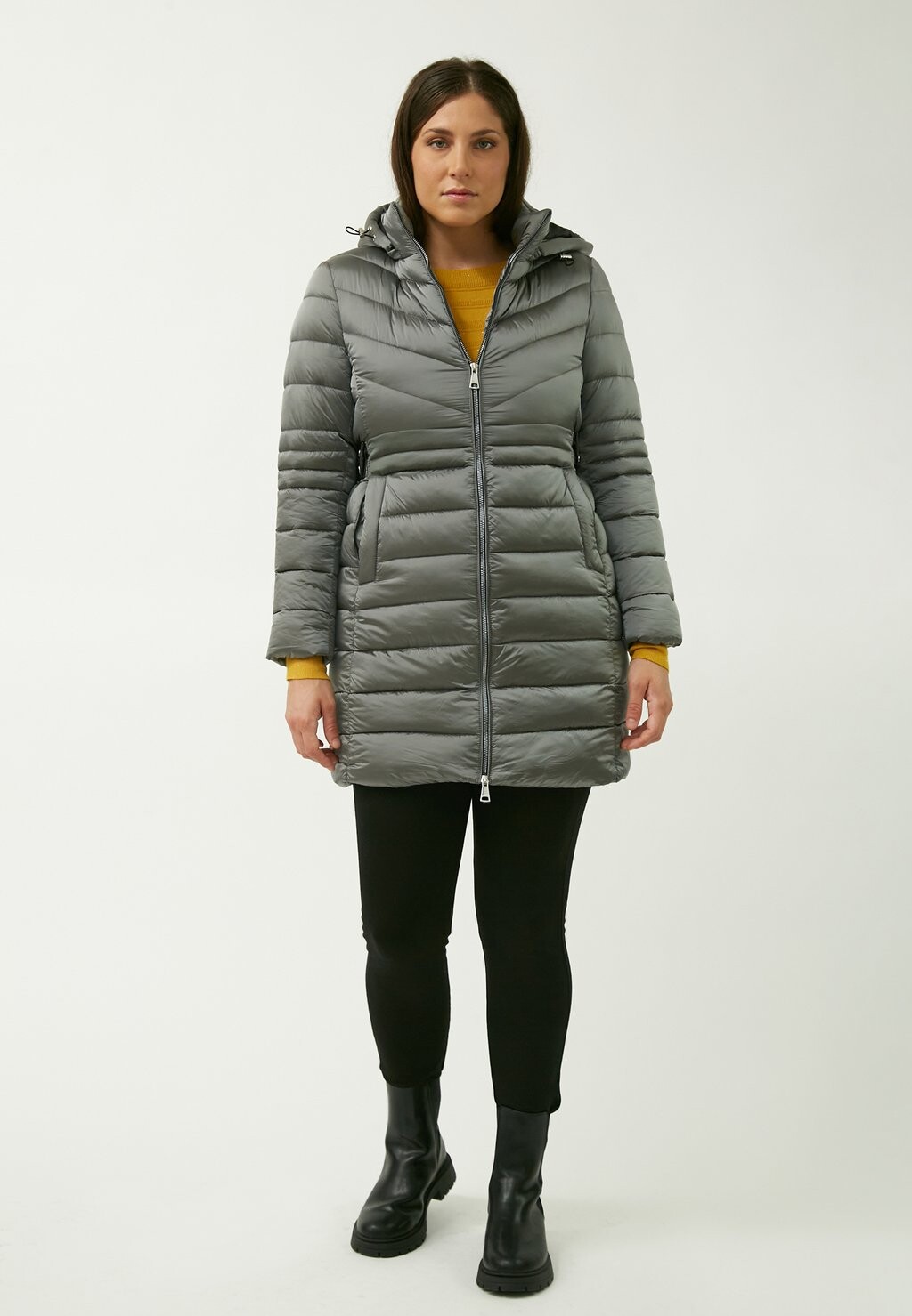 

Зимнее пальто HOODED QUILTED Maison Form'elle, серый