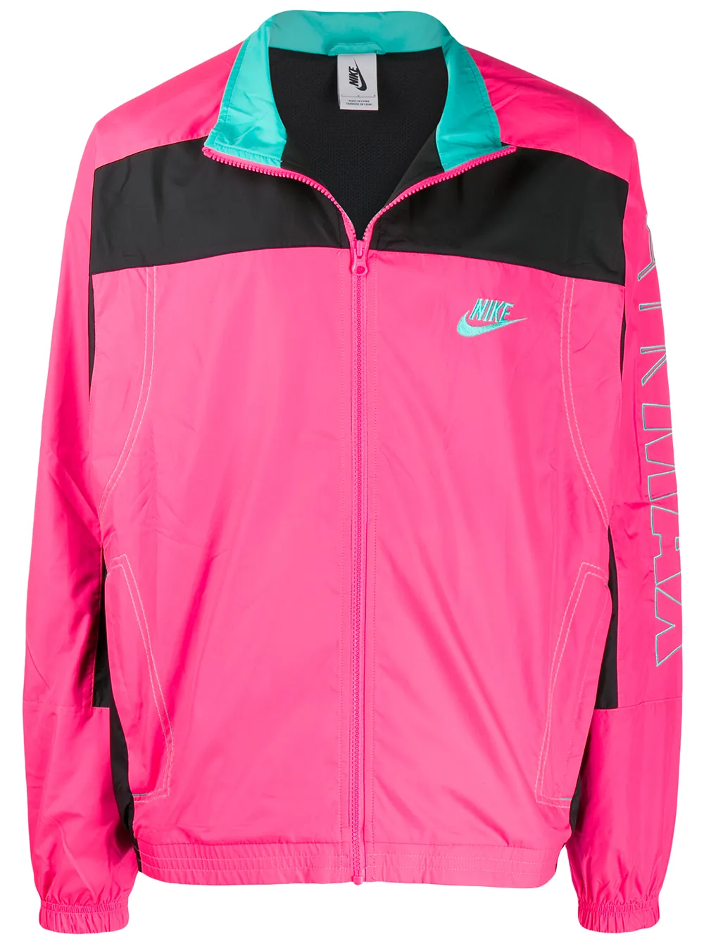 

Спортивная куртка Nike
