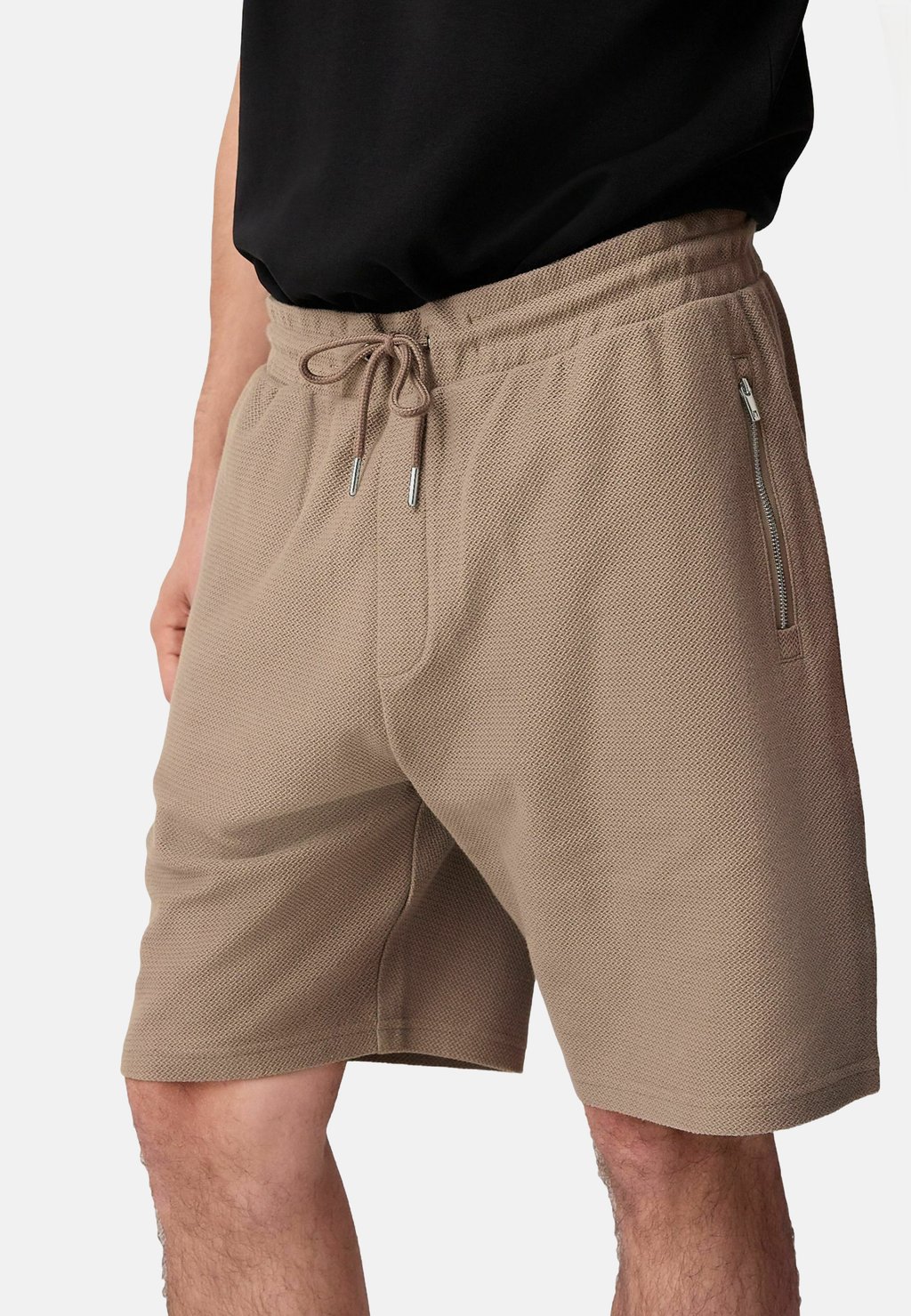 

Шорты REGULAR FIT TEXTURED ZIP POCKET SHORTS - Tracksuit bottoms Next, бежевый