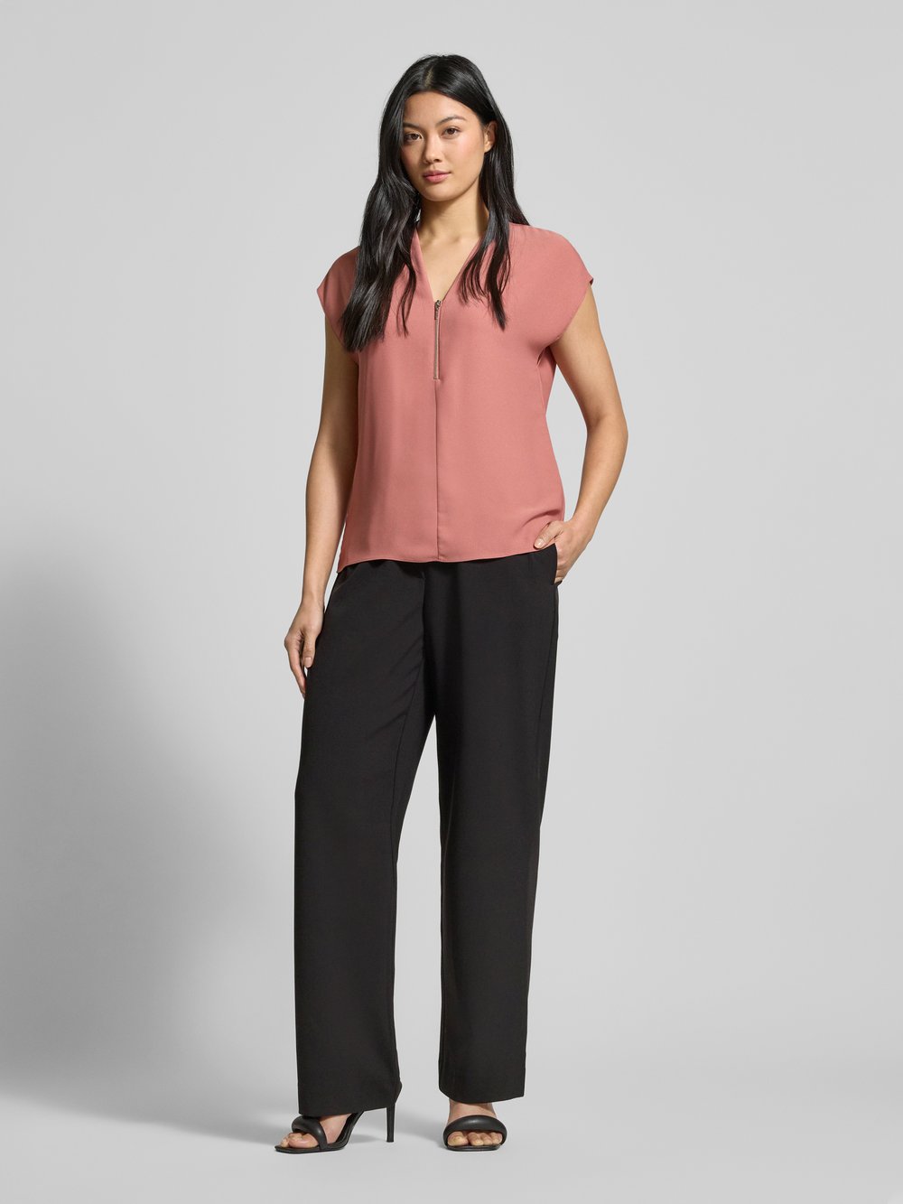 

Блузка с V-образным вырезом Calvin Klein Womenswear