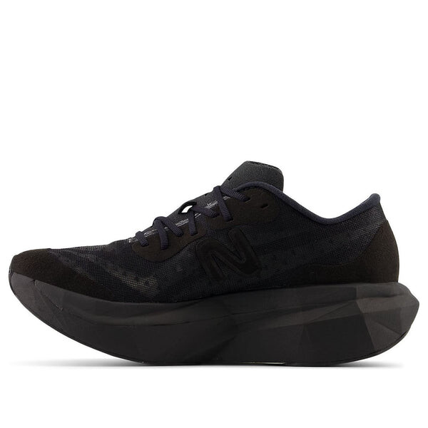Кроссовки x district vision fuelcell supercomp elite v4 New Balance, черный