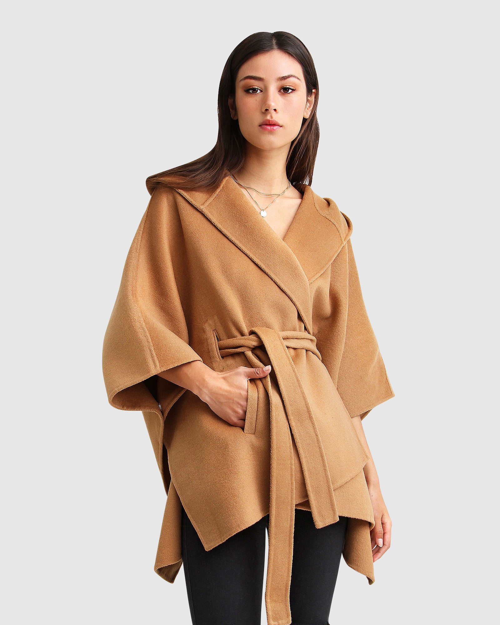 

Пальто-накидка из смеси шерсти Jackson Landing Belle&Bloom, цвет dark camel