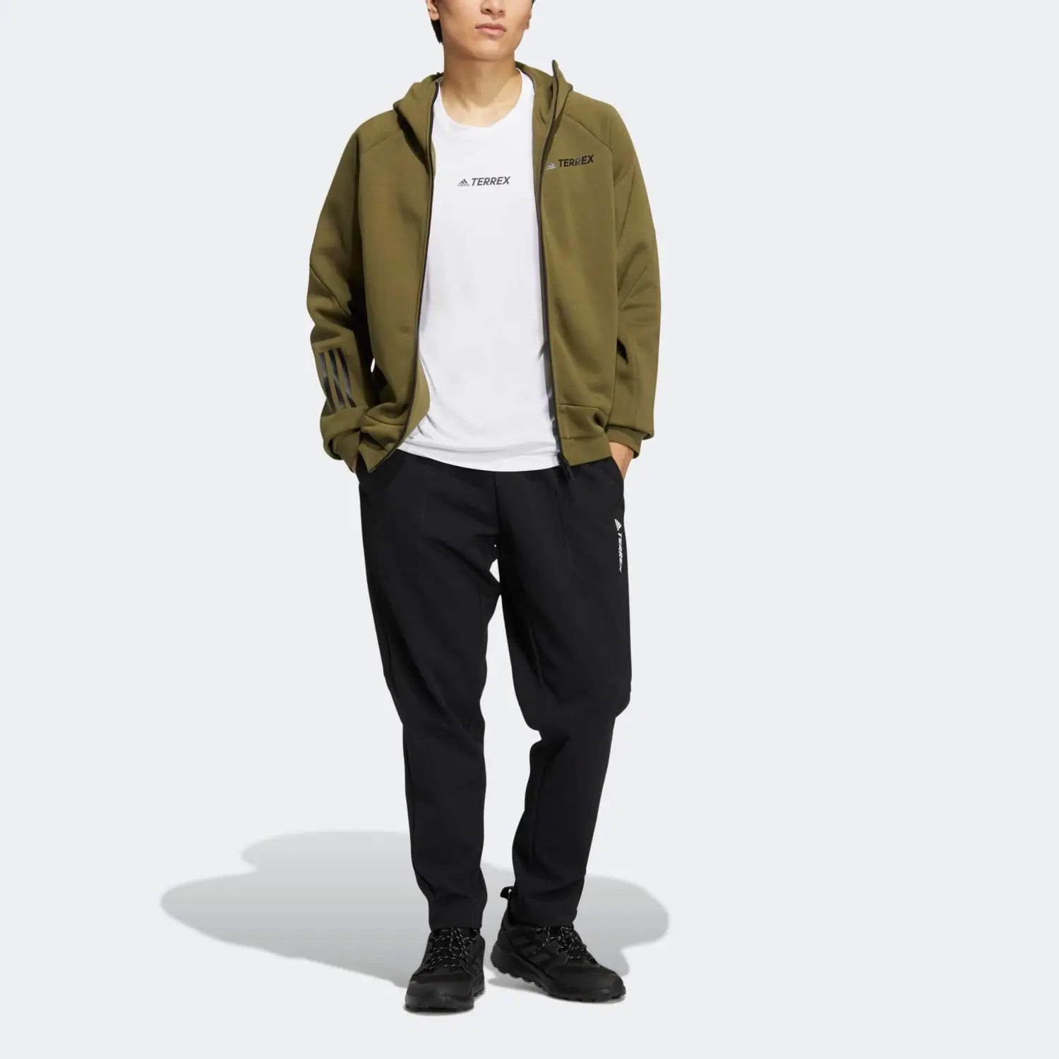 Куртка Terrex унисекс зеленая Adidas, зеленый — фото 2