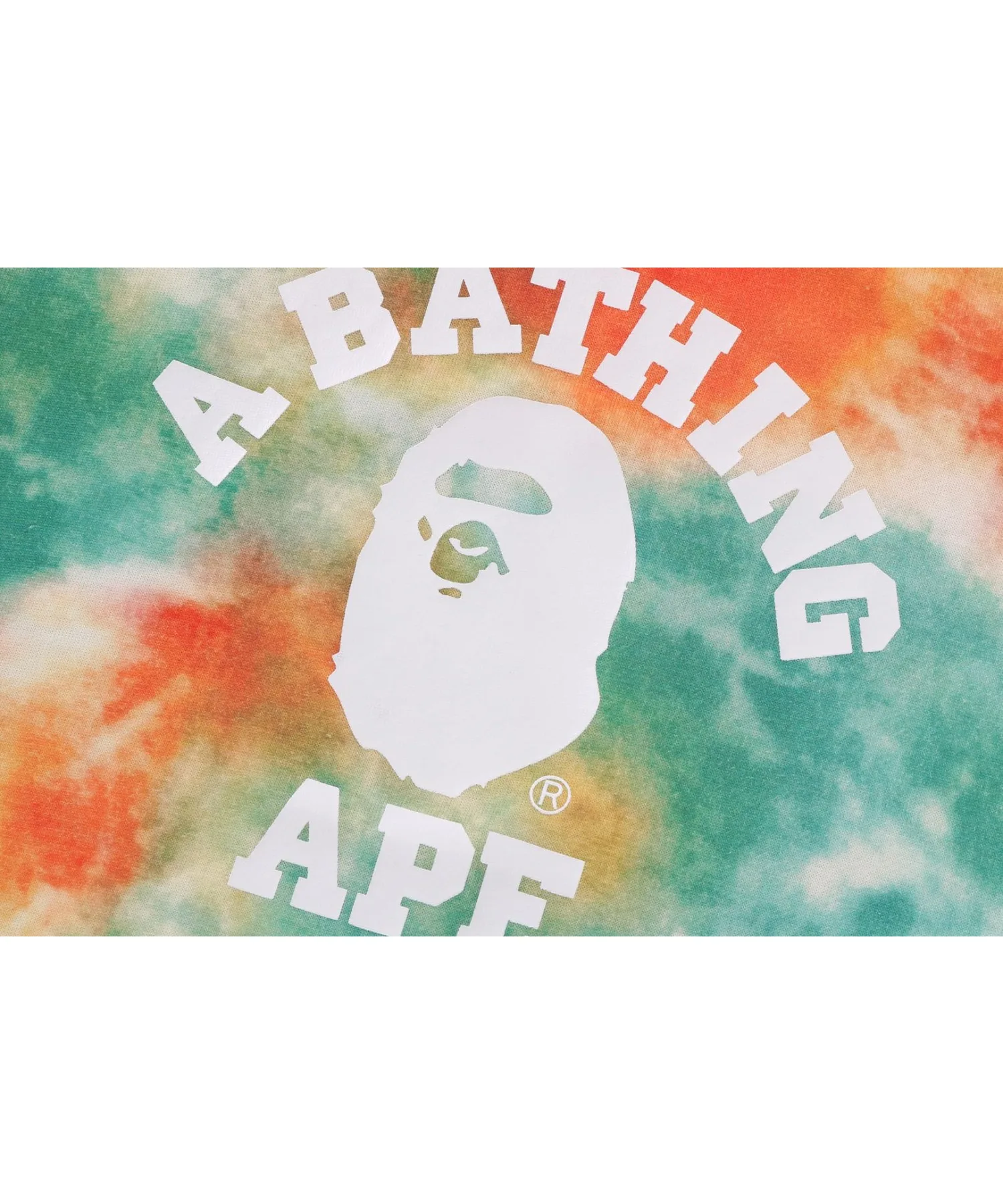 Детская футболка с тай-дай принтом COLLEGE TIE DYE TEE A BATHING APE зелёная — фото 4