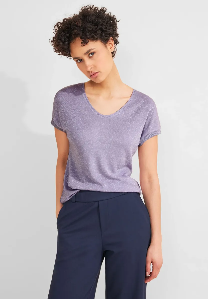 

Вязаный топ STREET ONE "LTD QR V-Neck блестящая рубашка" с глубоким круглым вырезом, цвет Shiny Lilac