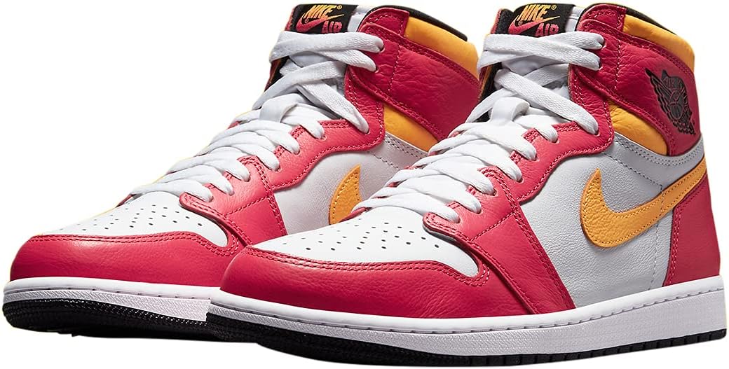 

Мужские кроссовки Nike Air Jordan 1 Retro High OG, Light Fusion Red/Black/Gold