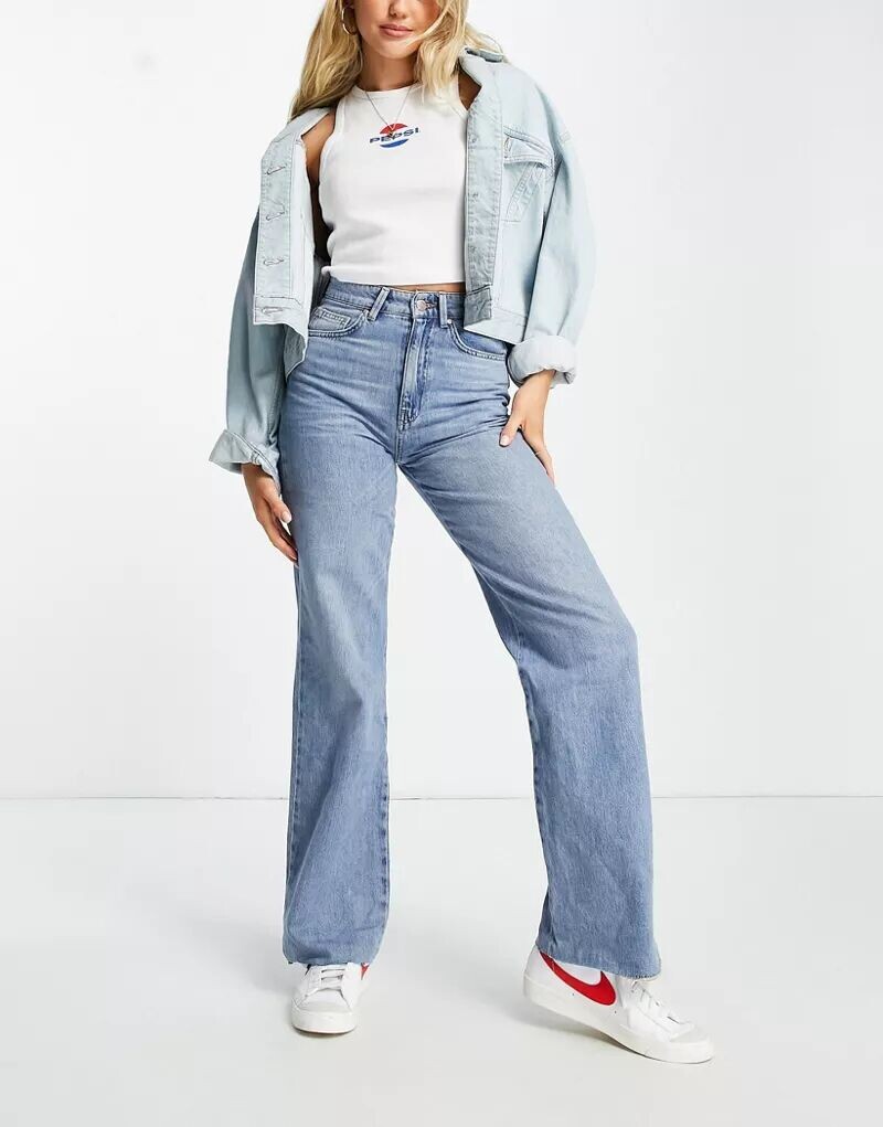 

Винтажные синие джинсы Stradivarius Dad в стиле 90-х