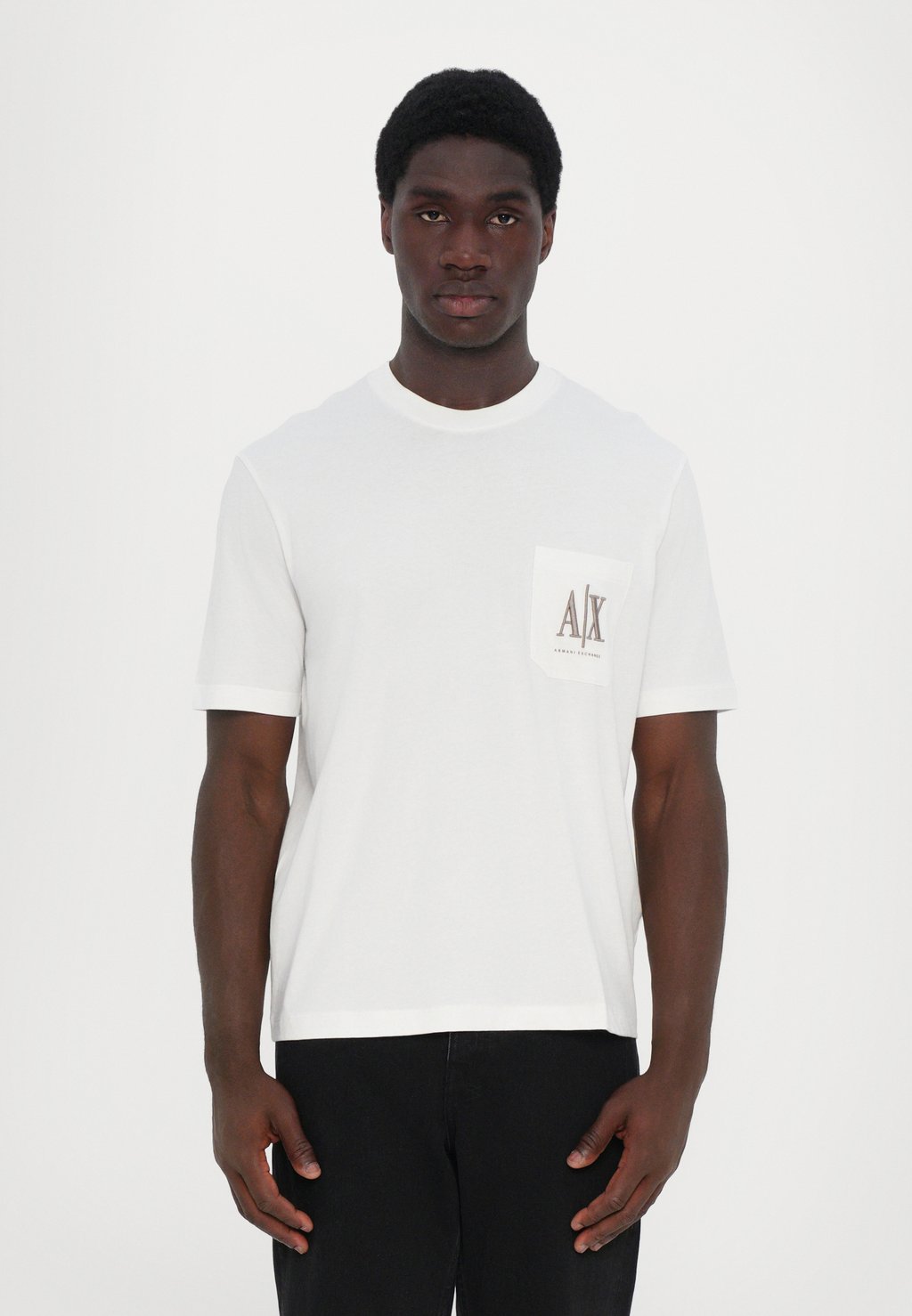 

Базовая футболка Armani Exchange, кремовый