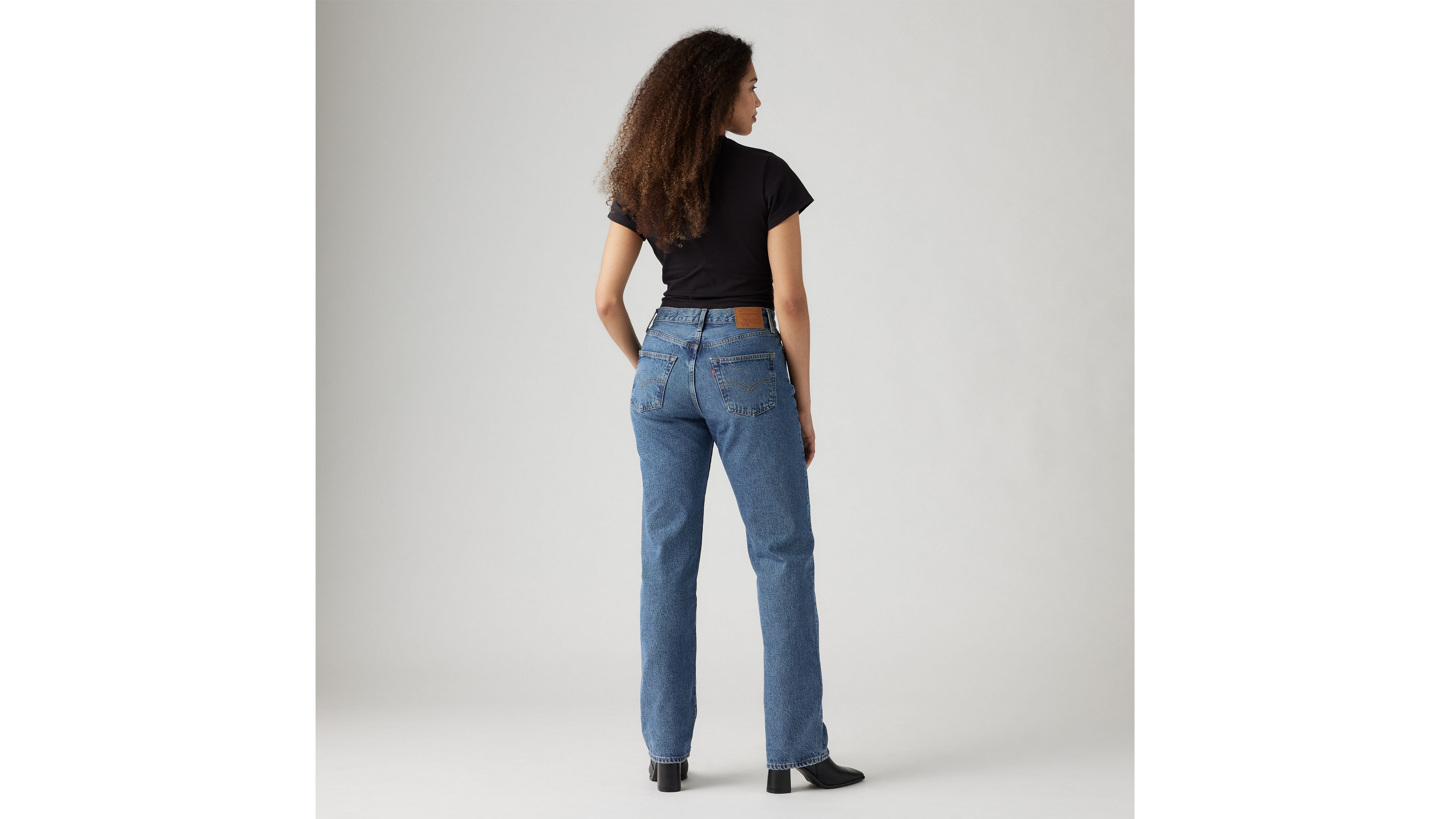 

Женские джинсы 501 90-х годов Levi's, цвет Not My News Channel - Dark Wash