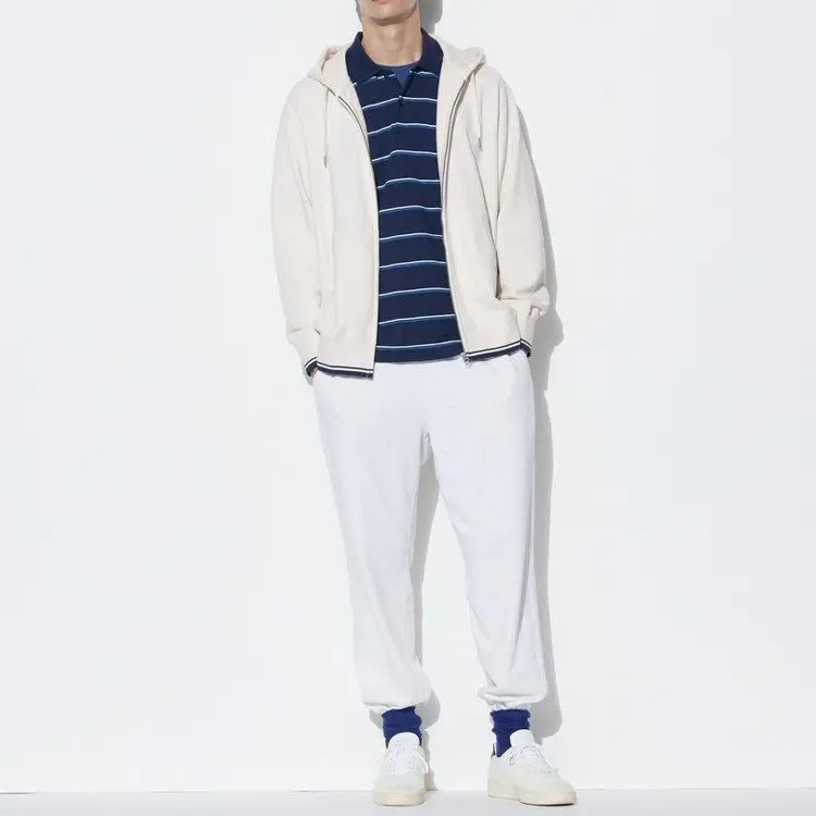 Толстовка унисекс молочно-белая Uniqlo, слоновая кость — фото 2