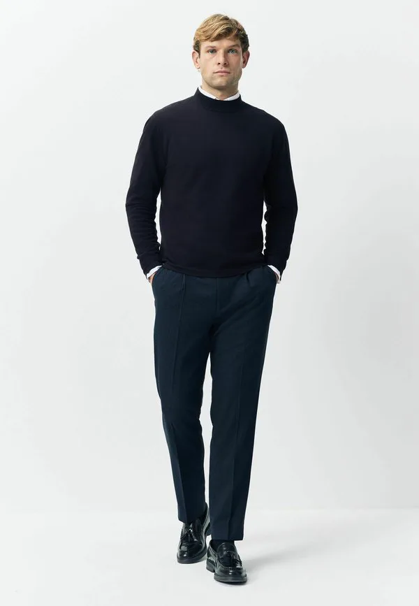 Классические брюки с гладкой текстурой и мягкой на ощупь поверхностью. Next, Navy Blue — фото 2
