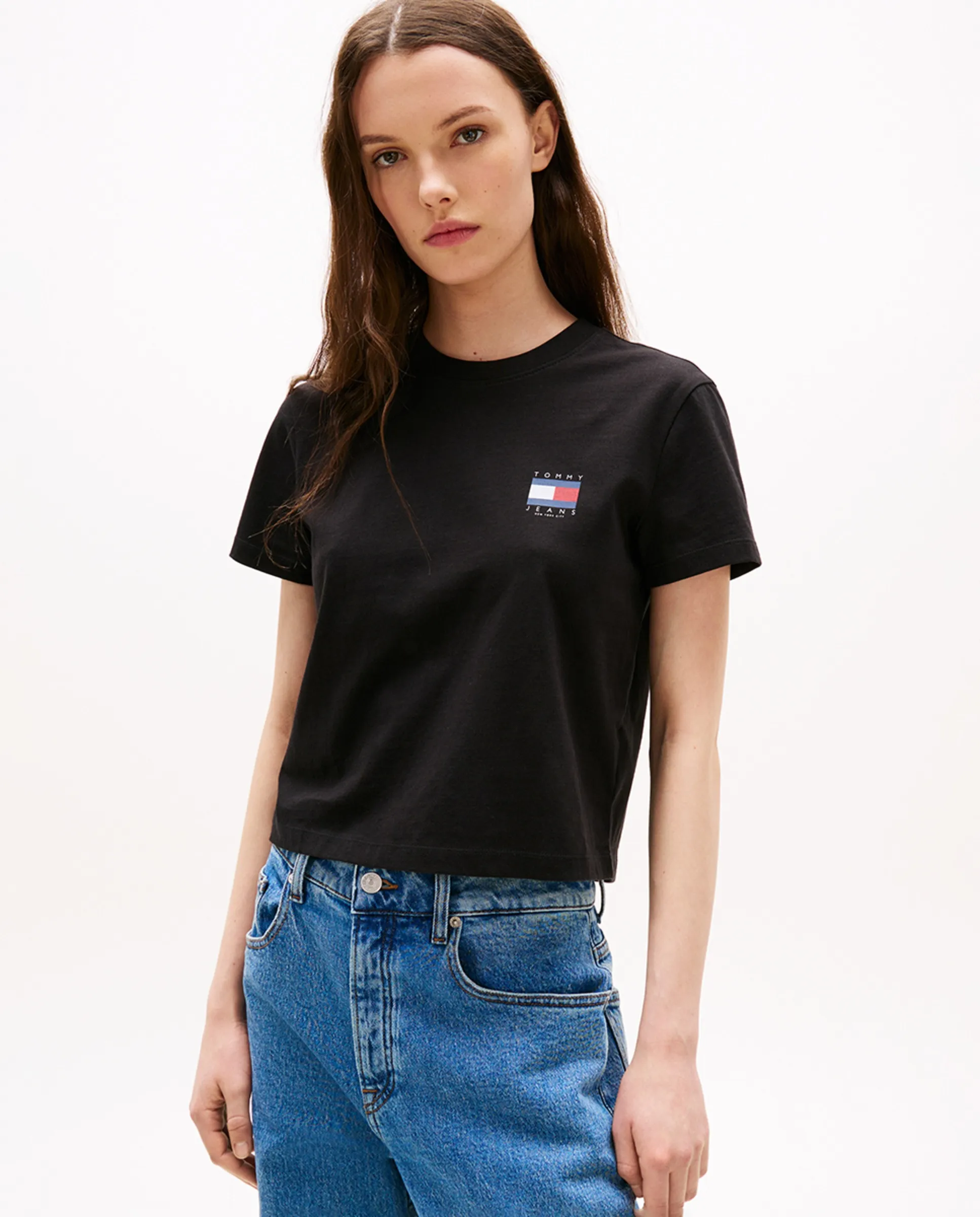 

Женская футболка обычного покроя с принтом на спине Tommy Jeans, черный