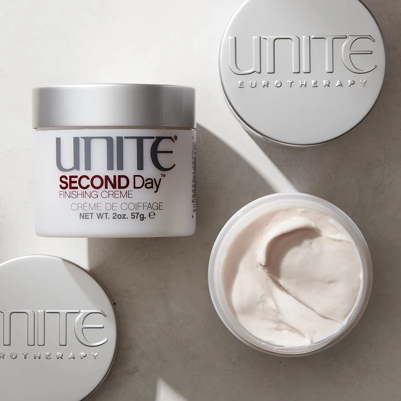 UNITE Hair - SECOND Day - Невесомый финишный крем для создания естественной, естественной текстуры и контроля над пушистостью - Защита от УФ-излучения и термического воздействия - 57 г — фото 2