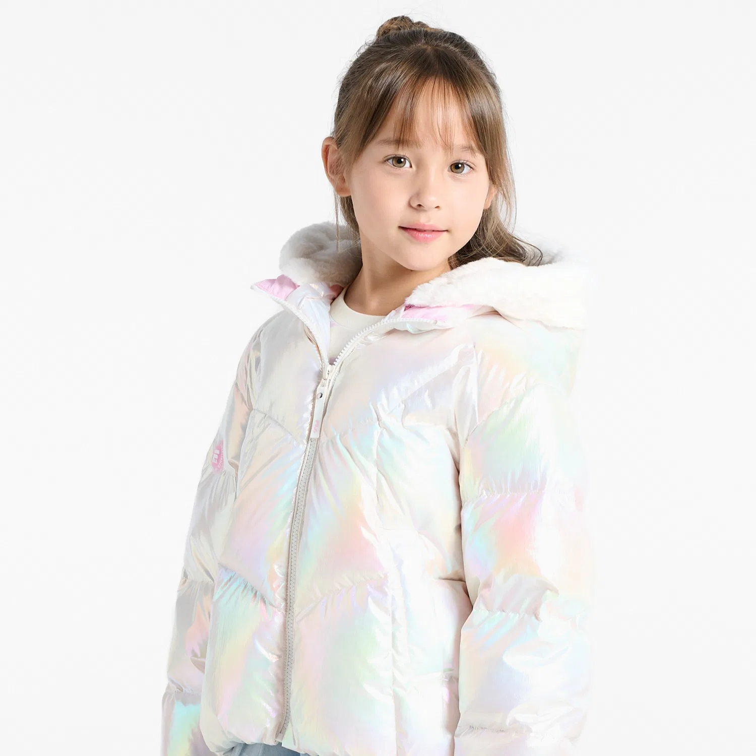 Детский укороченный пуховик бежевого цвета от Fila Kids