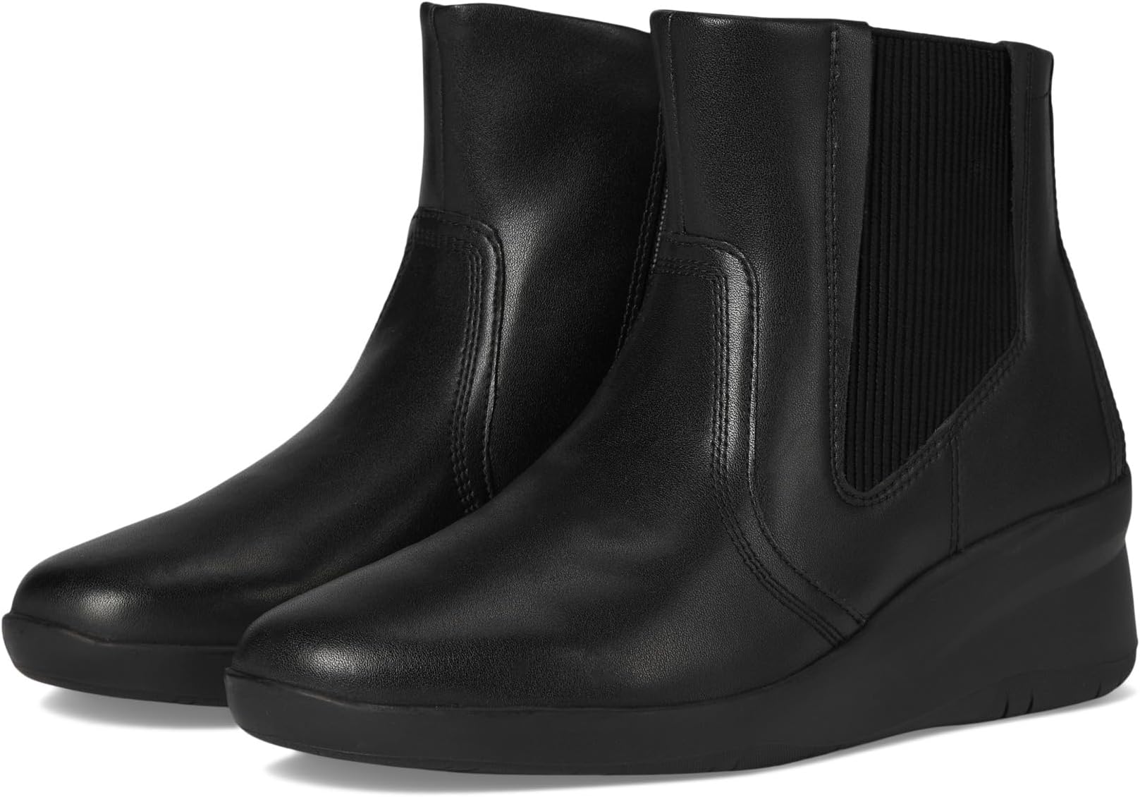 Ботинки женские Clarks Suttyn Rae кожаные на танкетке, черный
