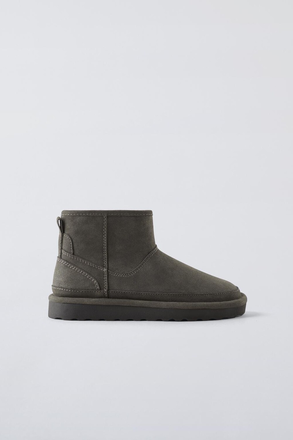 

Низкие ботинки ZARA, серый