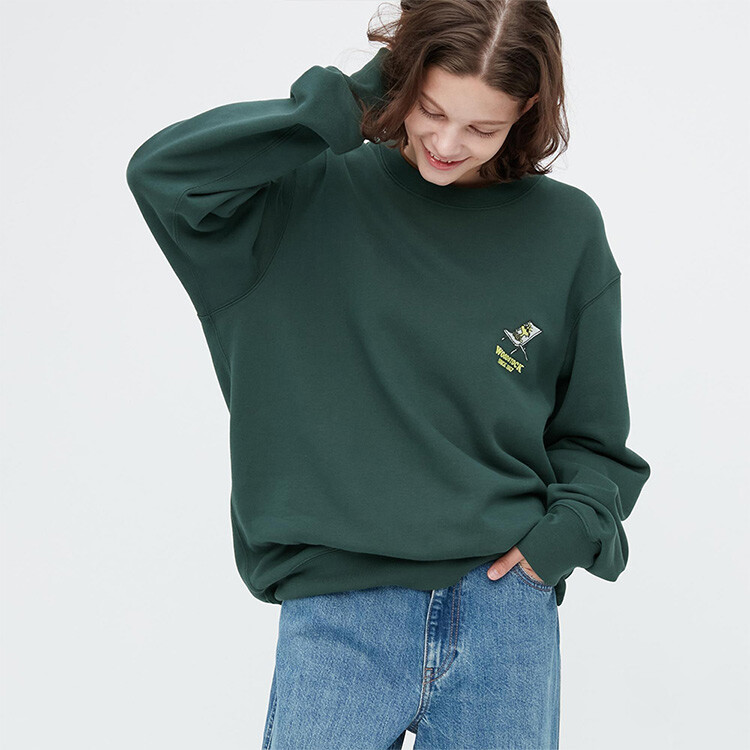 Свитшот унисекс зеленый Uniqlo, зеленый — фото 2