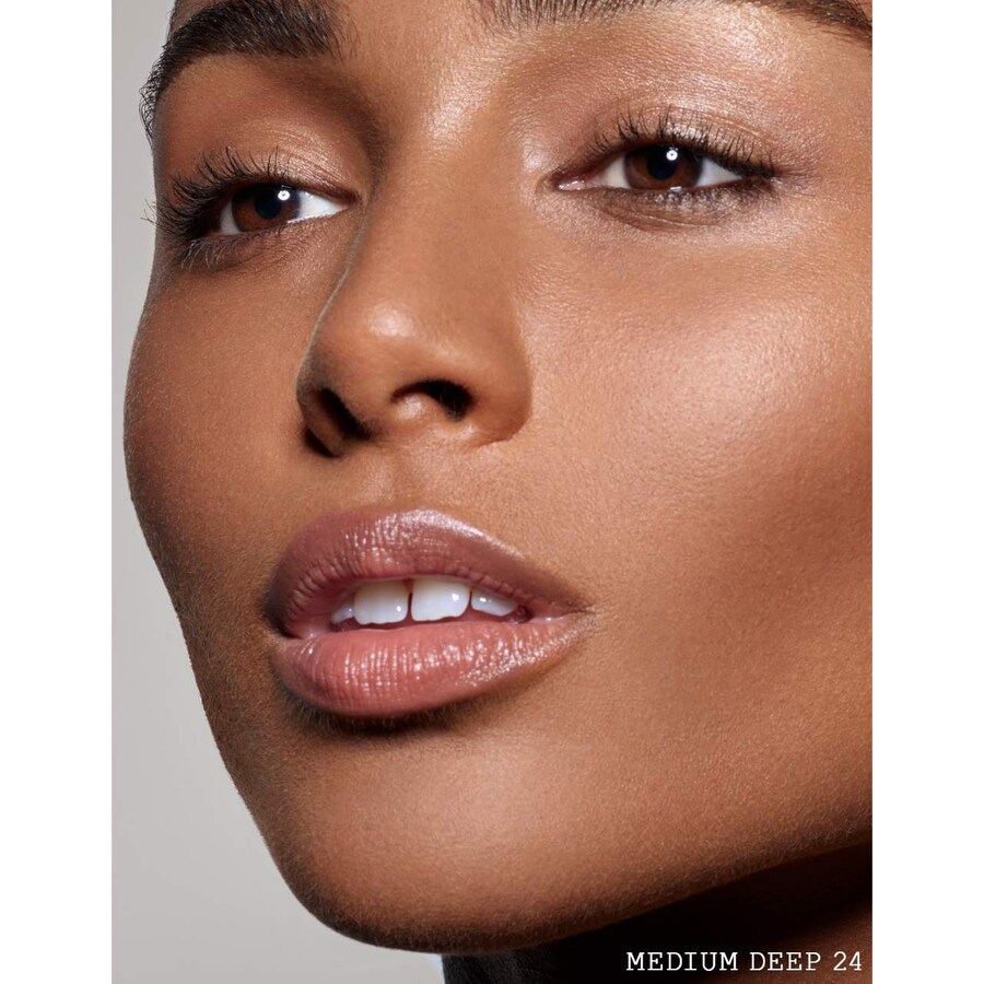Тональная основа Skin Fetish: Sublime Perfection Weightless Foundation PAT McGRATH LABS, 1.18 oz/35 ml, Medium Deep 24 — фото 2