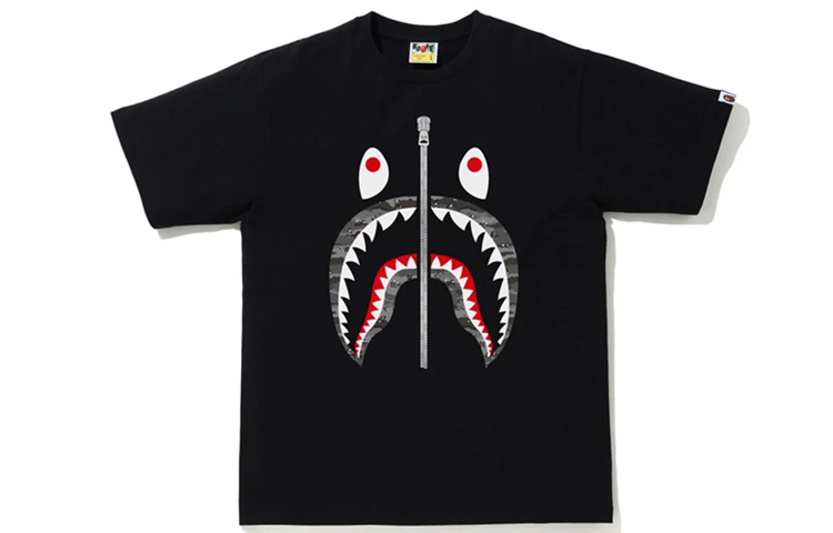 Футболка Bape Forest Camo Shark A BATHING APE, бело-серебристая — фото 3
