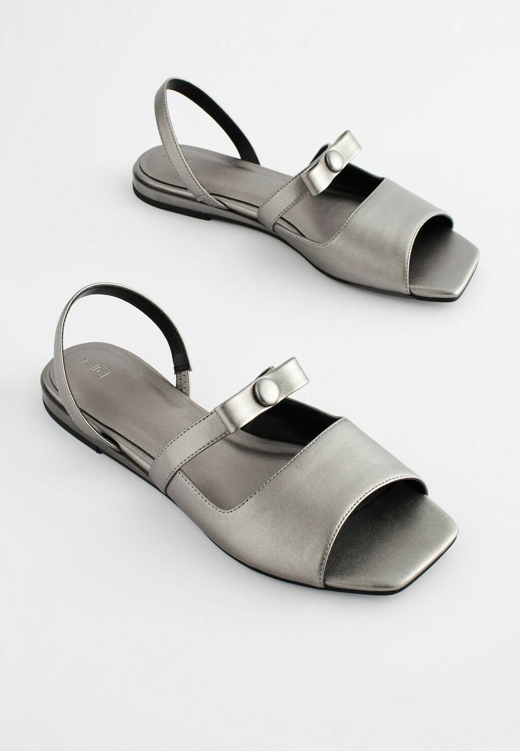 

Сандалии с ремешками BOW SLINGBACK Next, серый металлик