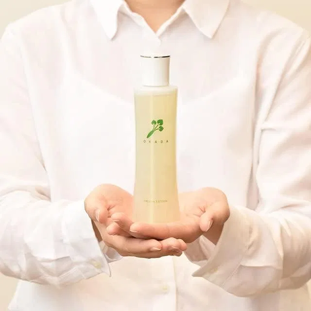 Набор для ухода за кожей сквалан Okada No Additives Workshop Beauty Oil 30 мл + лосьон 200 мл — фото 2