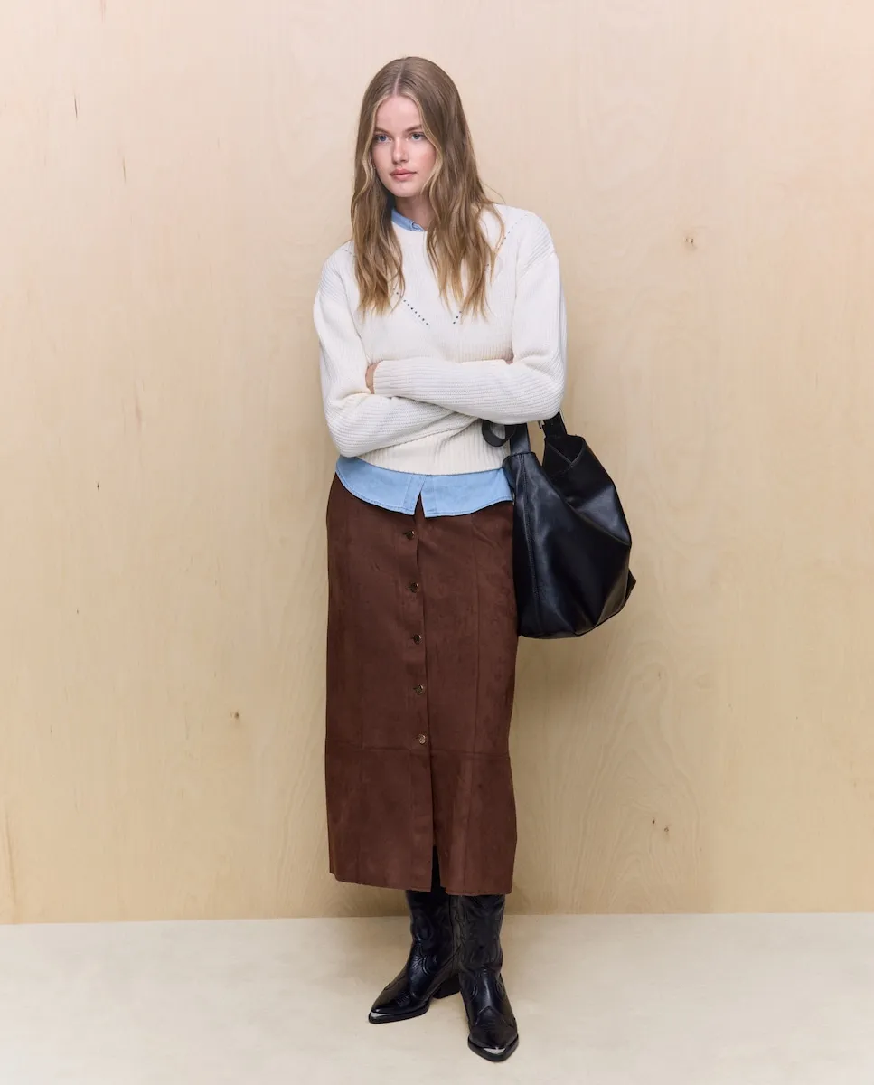 

Женский свитер из однотонного трикотажа Easy Wear, экрю