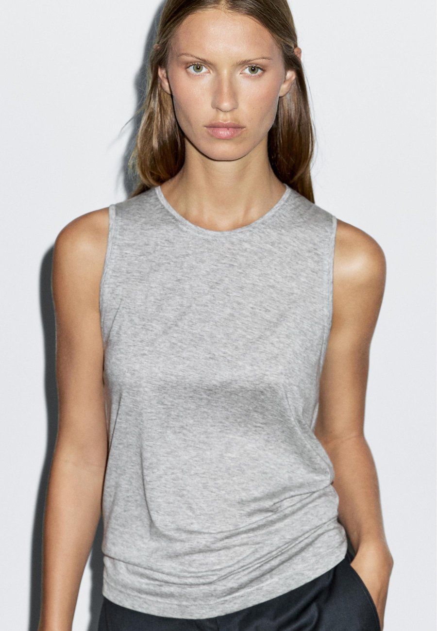 

Футболка Massimo Dutti SLEEVELESS ROUND NECK, Grey