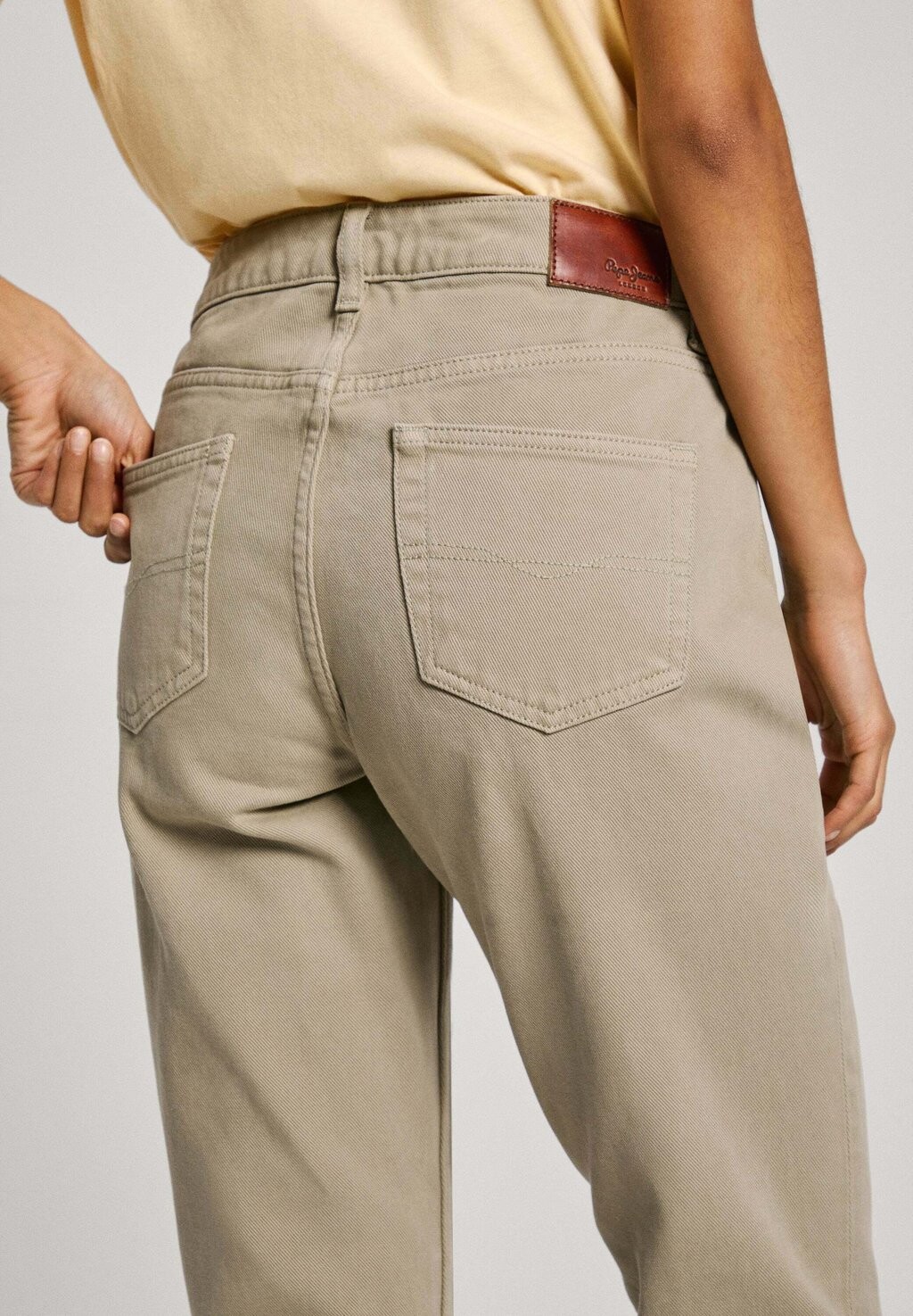 

Зауженные джинсы TAPERED Pepe Jeans, светло-зеленый