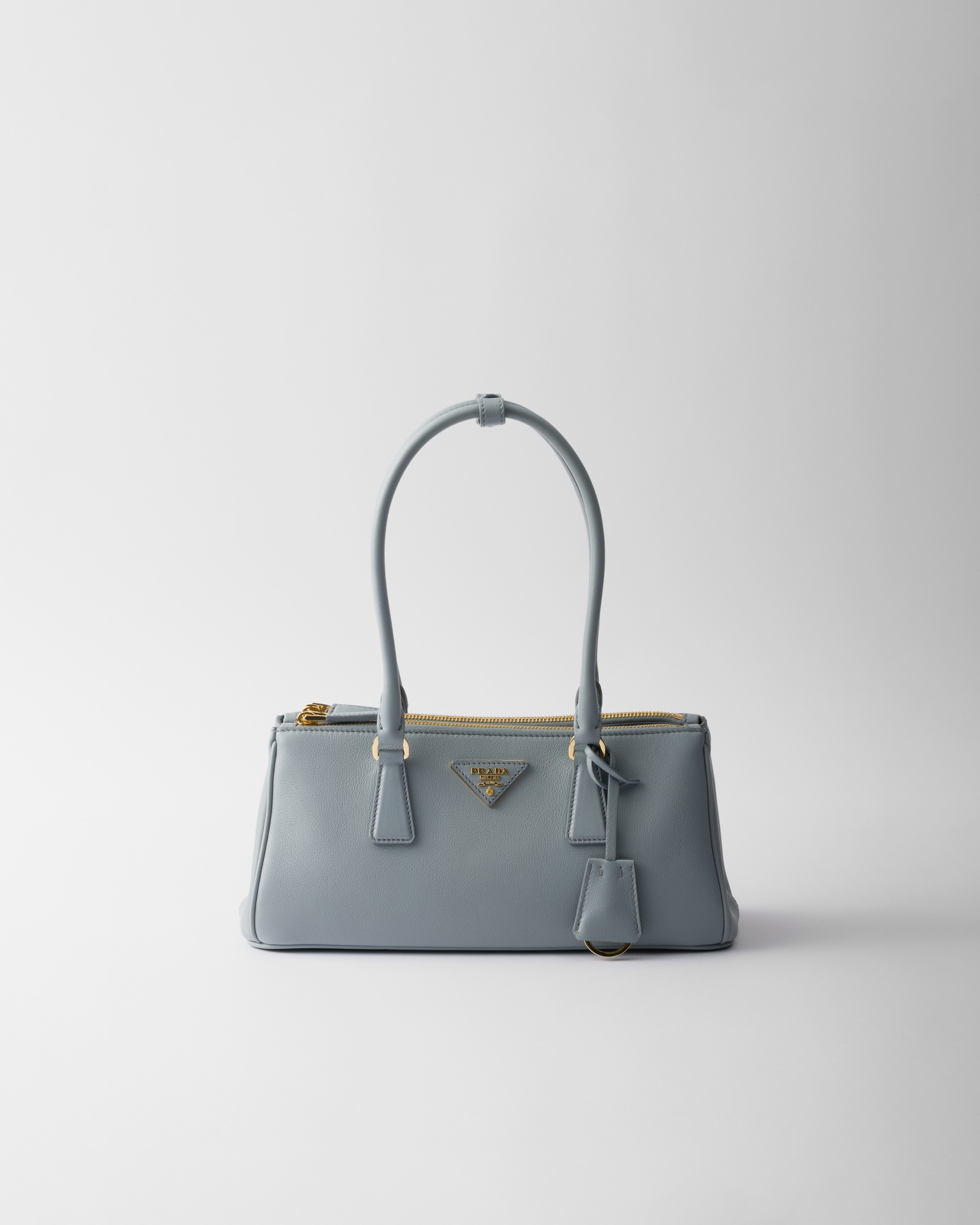 

Сумка Prada Galleria среднего размера из кожи, голубой