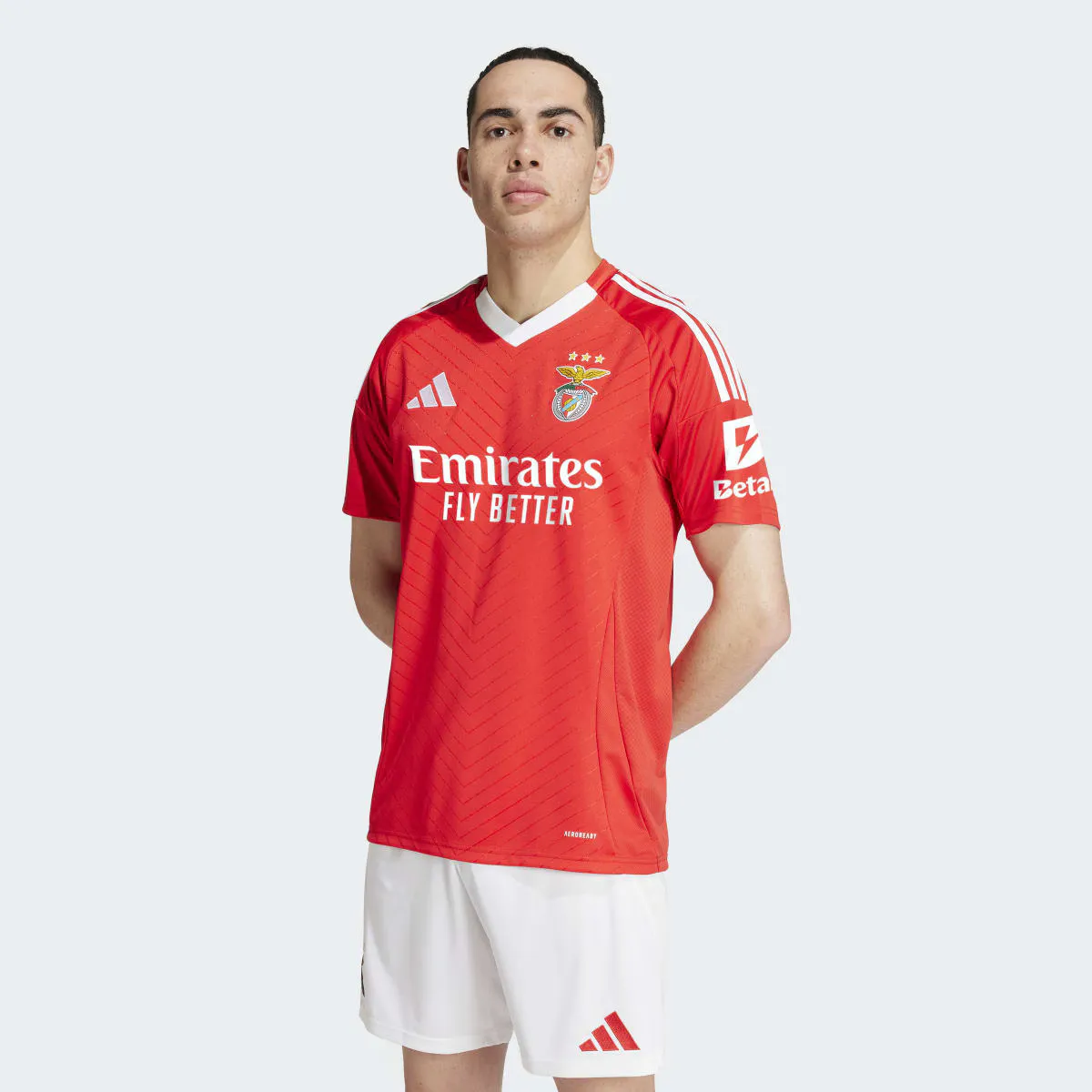 

Мужская футболка SL Benfica H Jsy Adidas, красный