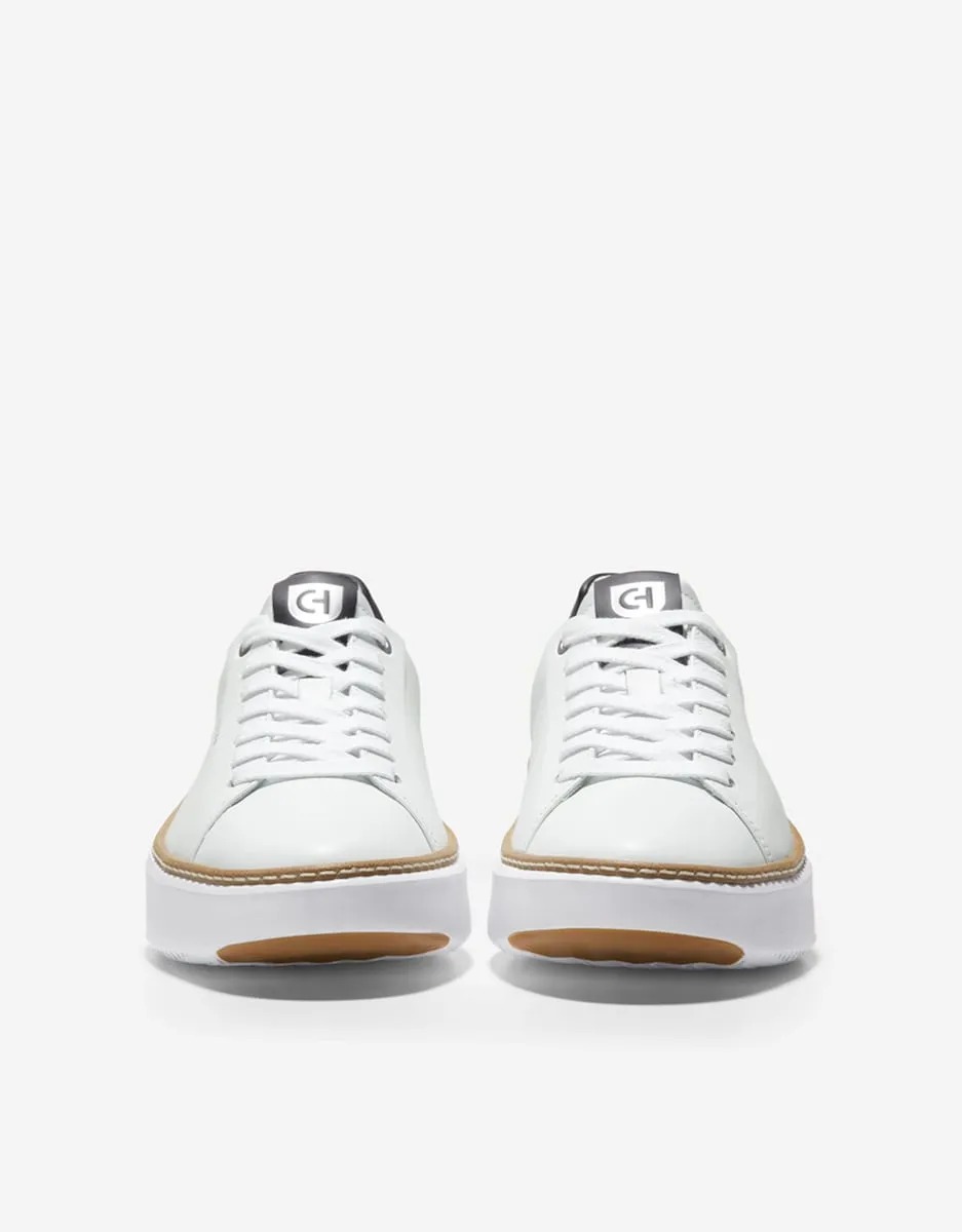 Женские кожаные кроссовки, сделанные из легкой и гибкой кожи Cole Haan, бежевый — фото 3