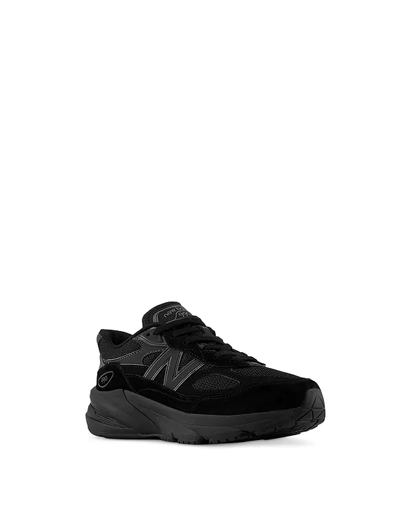 

Детские кроссовки для бега 990 на шнуровке - для малышей и детей постарше. New Balance, черный