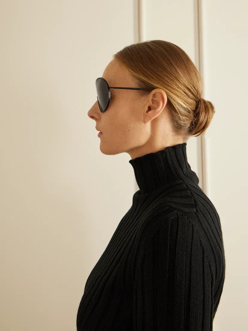 Маска, солнцезащитные очки с широкой круглой металлической оправой ALAÏA EYEWEAR, черный — фото 4