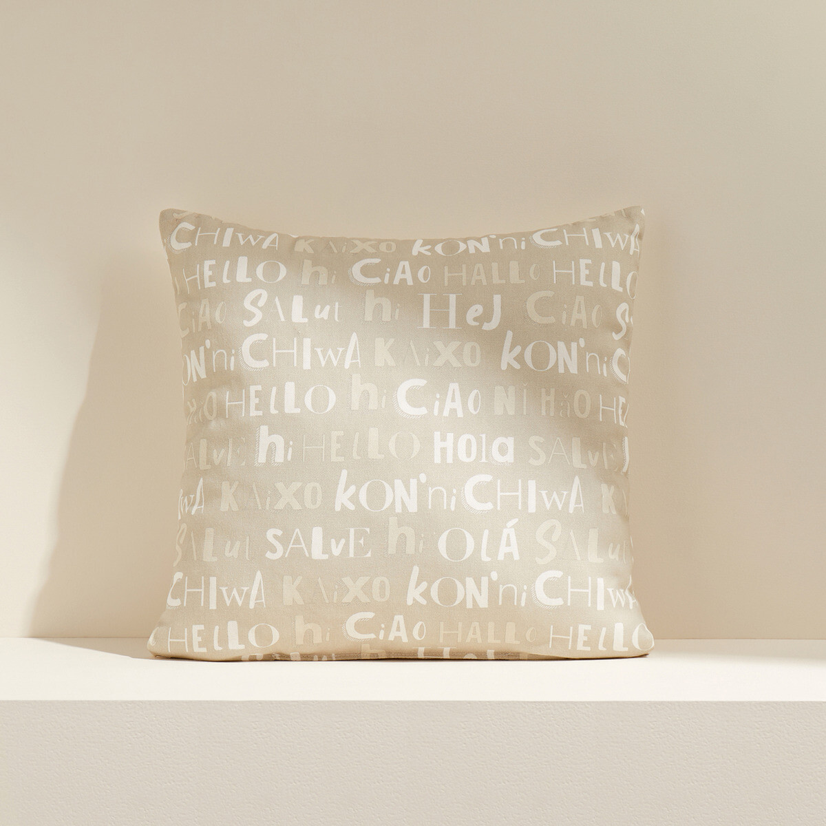 

Декоративная подушка Hello Our Best Price - El Corte Inglés El Corte Inglés - Nuestro Mejor Precio, бежевый