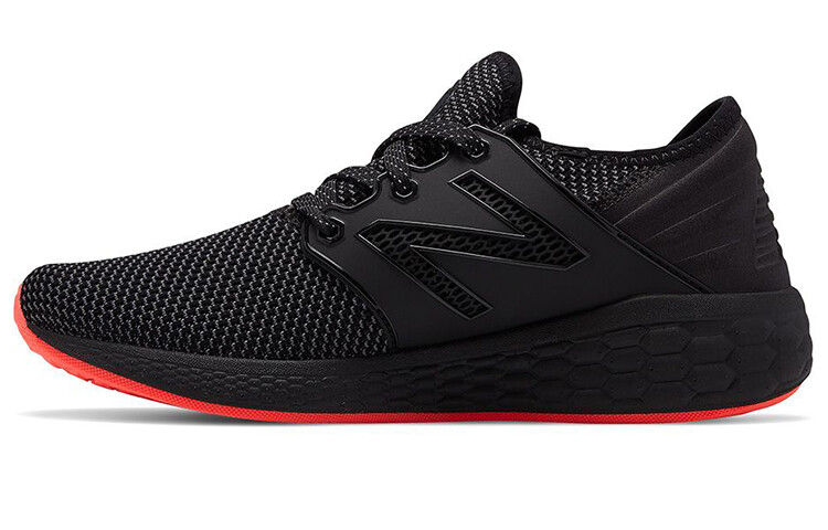 

Кроссовки для бега Fresh Foam Cruz V2 женские с низким верхом, черные New Balance
