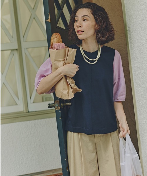 

Футболка женская с V-образным вырезом, застежкой-молнией и прозрачными полосатыми вставками Human Woman, темно-синий