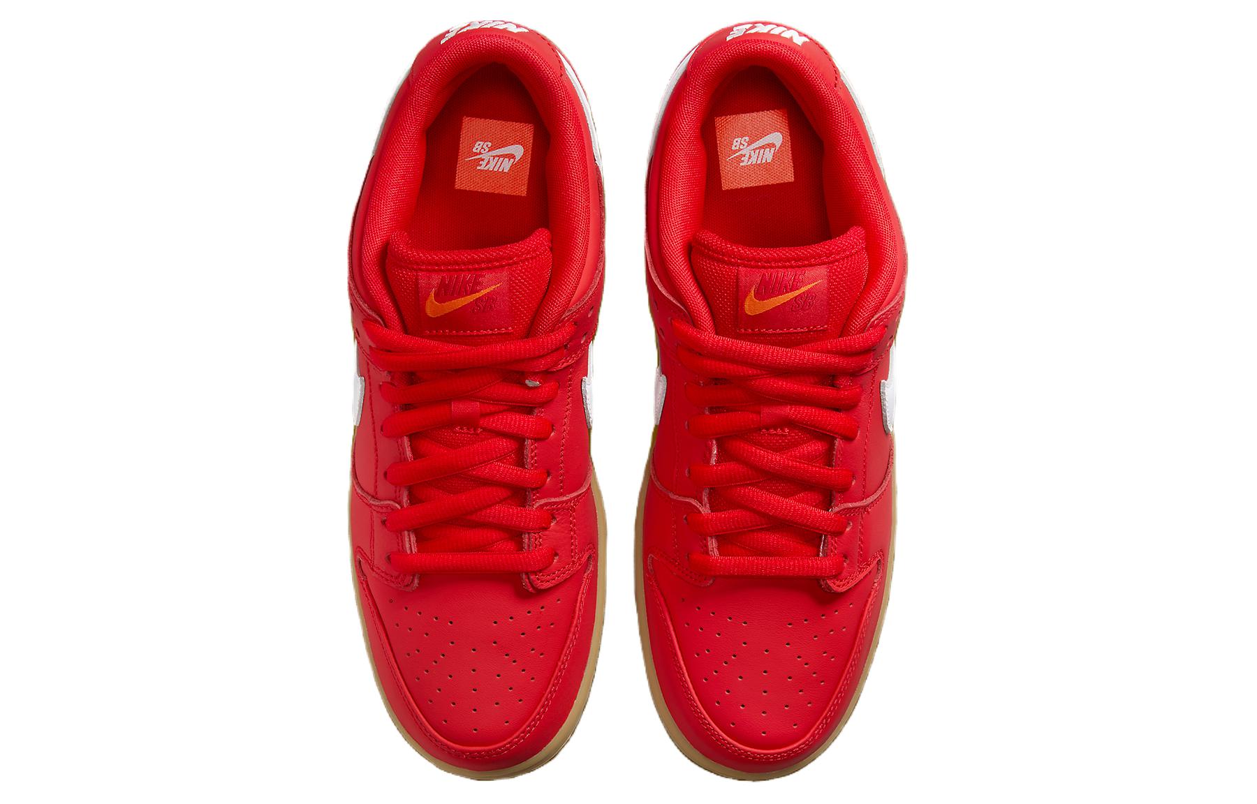 Сникерсы Nike SB Dunk Low University Red Gum в бело-красном цвете, цвет White Red — фото 4