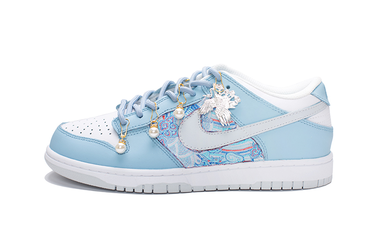 

Женские кроссовки для скейтбординга Nike Dunk, Sky Blue