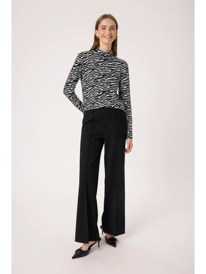 

Soaked in Luxury Футболка с длинными рукавами SLHanadi, прямого кроя, с черно-белым анималистическим принтом