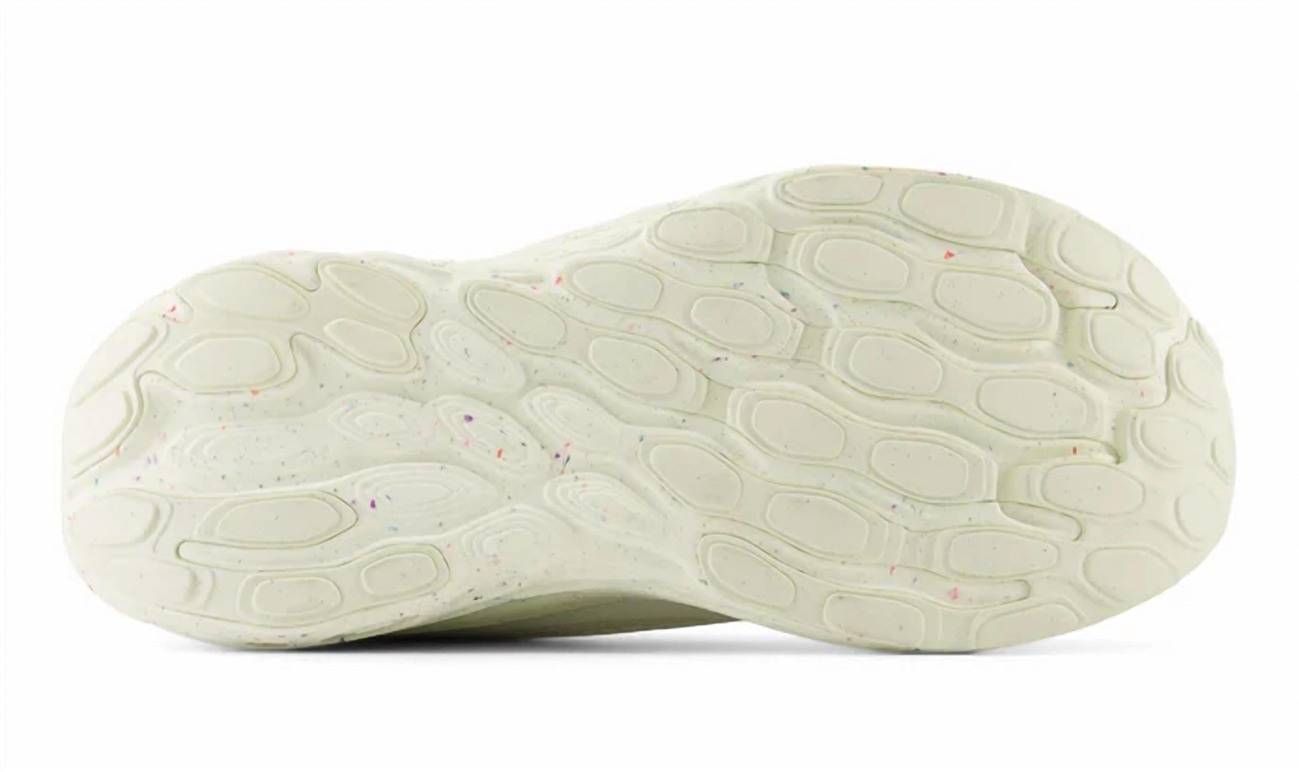 Женские кроссовки Fresh Foam X в цвете Timberwolf New Balance, Timberwolf — фото 3