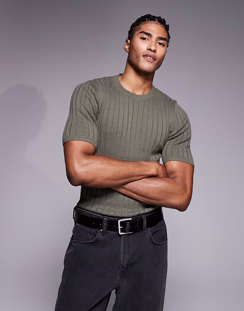 

Футболка muscle fit из лёгкого трикотажа в рубчик цвета хаки Asos Design